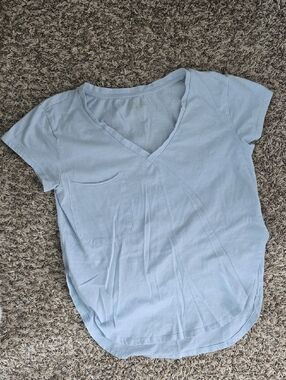 Source Unknown Pale Blue V-Neck Short Sleeve Pocket Tee